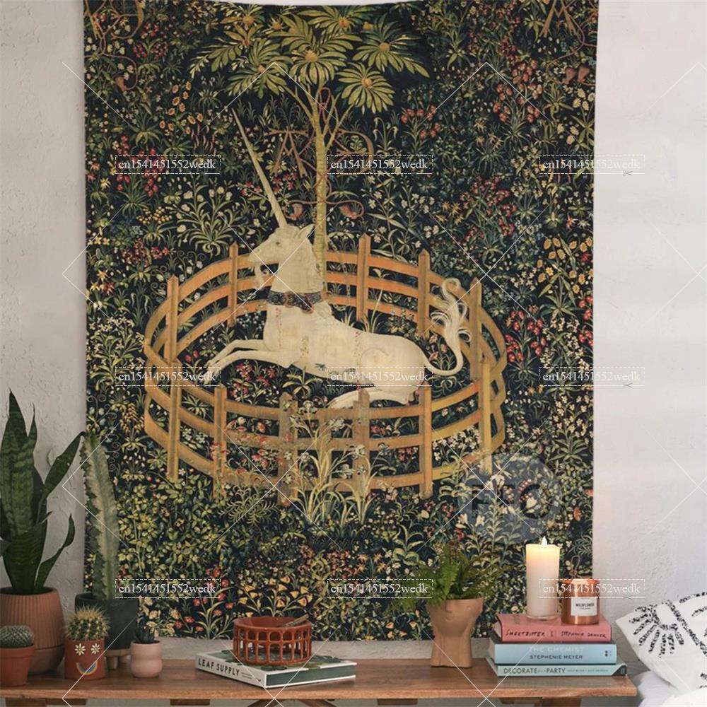 Home Decor Medieval - The Unicorn In straight Wall Tapestry