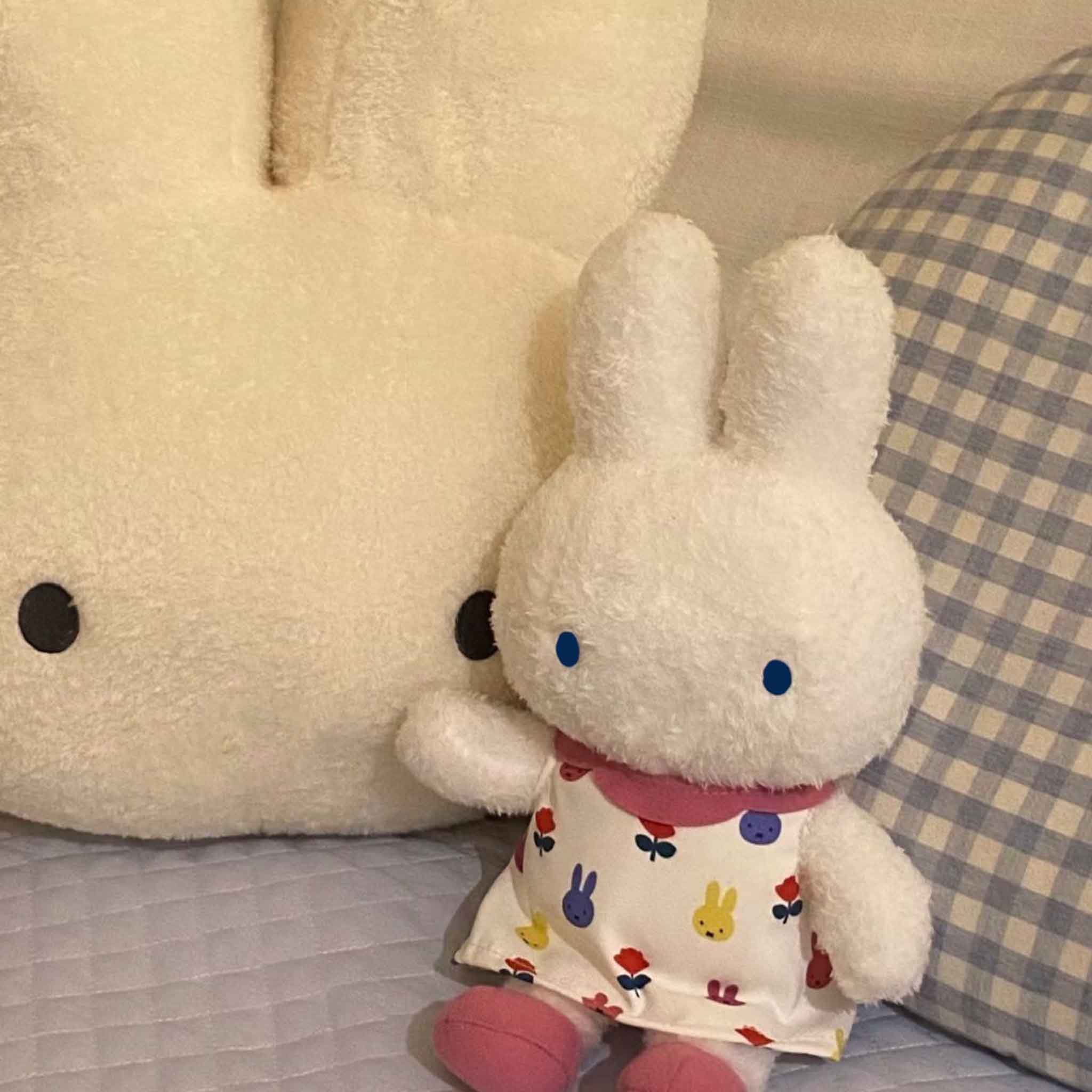 Home Decor Retailers - 30 cm, simpatica bambola di peluche