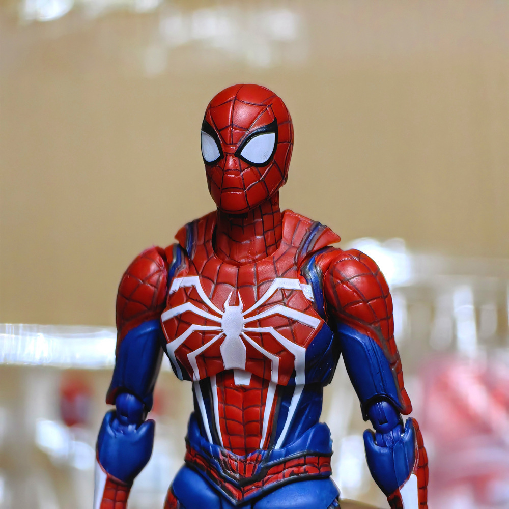 Action Figure di Spider-Man pe - Home Decor Niche recensione e prezzo